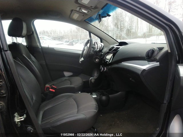 Chevrolet SPARK 1LT 2014 KL8CD6S99EC512290 Image 5
