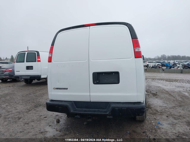 Chevrolet EXPRESS CARGO VAN 2020 1GCWGBFP9L1119945 Image 17