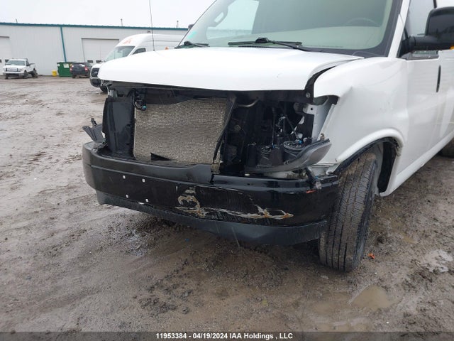 Chevrolet EXPRESS CARGO VAN 2020 1GCWGBFP9L1119945 Image 6