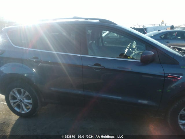 Ford ESCAPE SE 2018 1FMCU9GD8JUA05547 Image 13