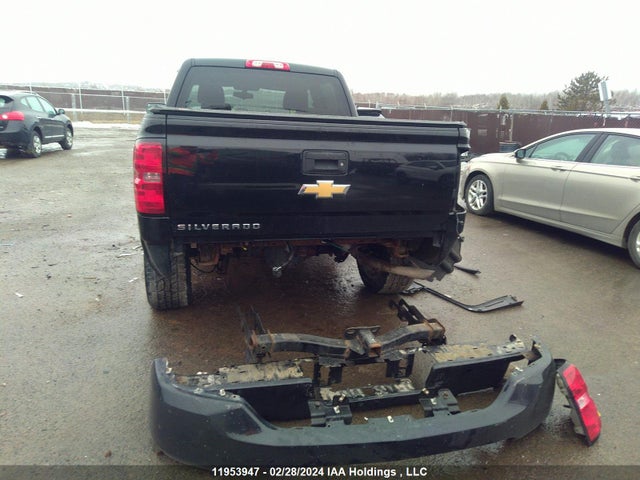 Chevrolet SILVERADO 1500 2018 3GCUKPEC4JG572239 Image 17