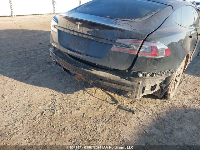 5YJSA1E51NF462253 Tesla MODEL S