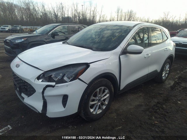 1FMCU9G68MUA71800 Ford ESCAPE SE