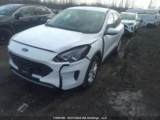 1FMCU9G68MUA71800 Ford ESCAPE SE