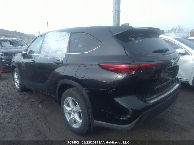 Toyota Highlander L/le 2022 5TDBZRBH8NS209710 Image 3