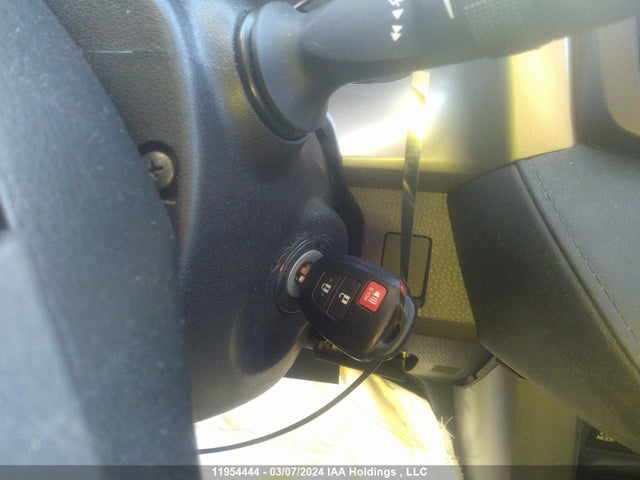 Toyota RAV4 LE 2017 2T3ZFREV6HW386574 Image 11