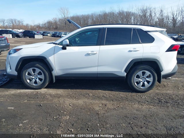 Toyota RAV4 LE 2019 2T3Z1RFV9KW006552 Image 15