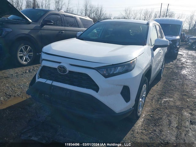 Toyota RAV4 LE 2019 2T3Z1RFV9KW006552 Image 2