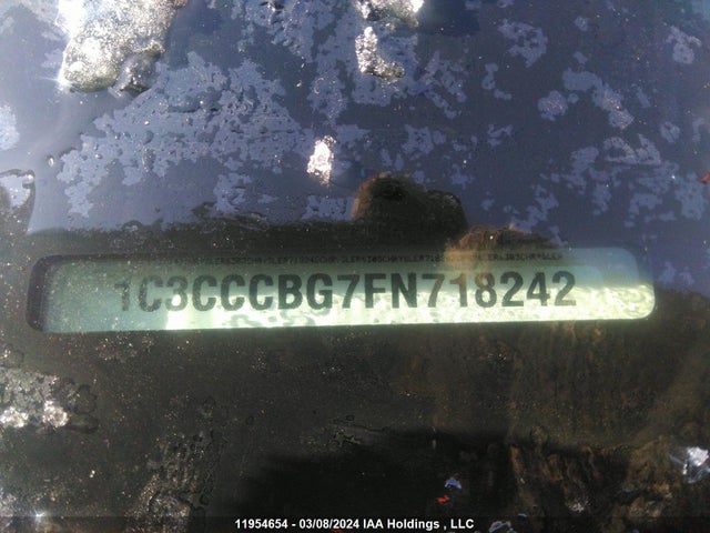 1C3CCCBG7FN718242 Chrysler 200 S