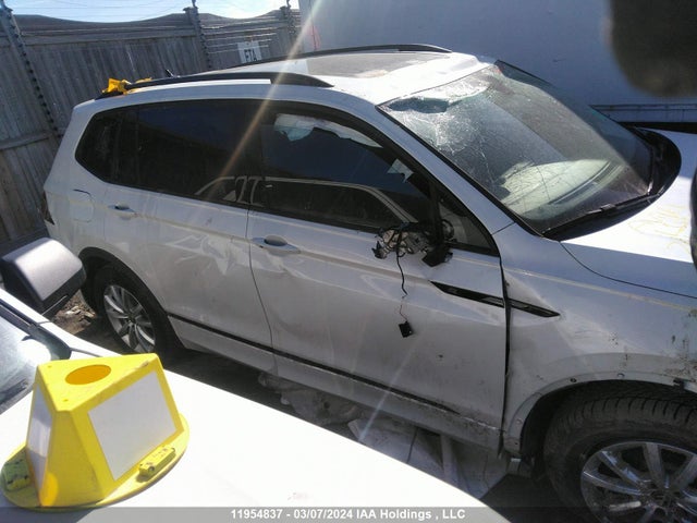 3VV8B7AX4RM012553 Volkswagen Tiguan