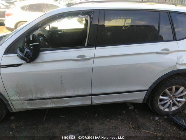 3VV8B7AX4RM012553 Volkswagen Tiguan