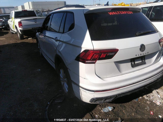 3VV8B7AX4RM012553 Volkswagen Tiguan