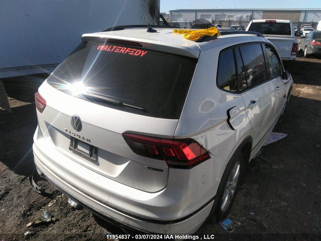 3VV8B7AX4RM012553 Volkswagen Tiguan