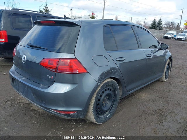 3VW217AU0FM078328 Volkswagen Golf