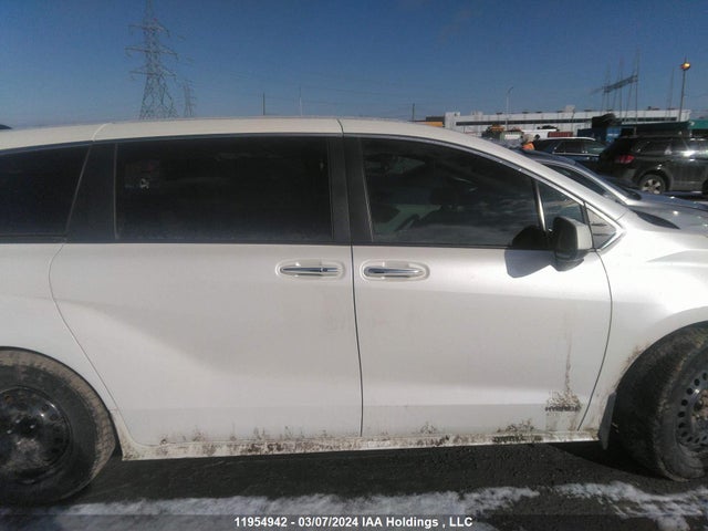 Toyota Sienna 2021 5TDGRKEC9MS050028 Image 13