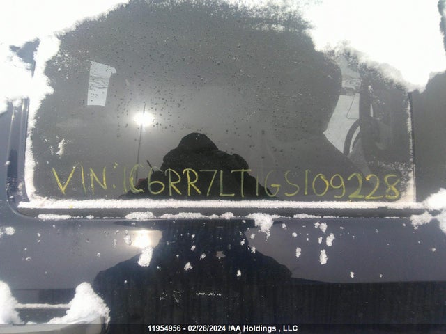 1C6RR7LT1GS109228 RAM 1500 Slt