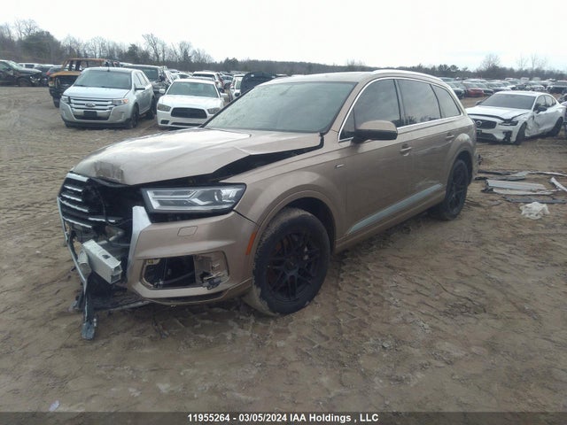 WA1AAAF74JD037424 Audi Q7 PREMIUM