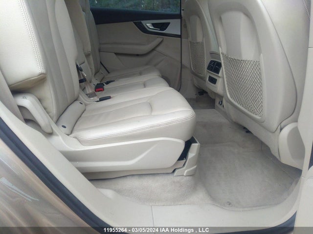 Audi Q7 PREMIUM 2018 WA1AAAF74JD037424 Image 8