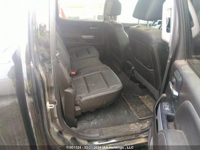 Chevrolet SILVERADO 1500 2018 3GCUKREC0JG613302 Image 8