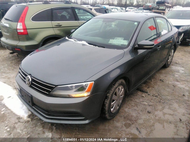 3VWD07AJ2FM205145 Volkswagen Jetta Sedan Comfortline/trendline+