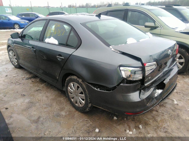 3VWD07AJ2FM205145 Volkswagen Jetta Sedan Comfortline/trendline+