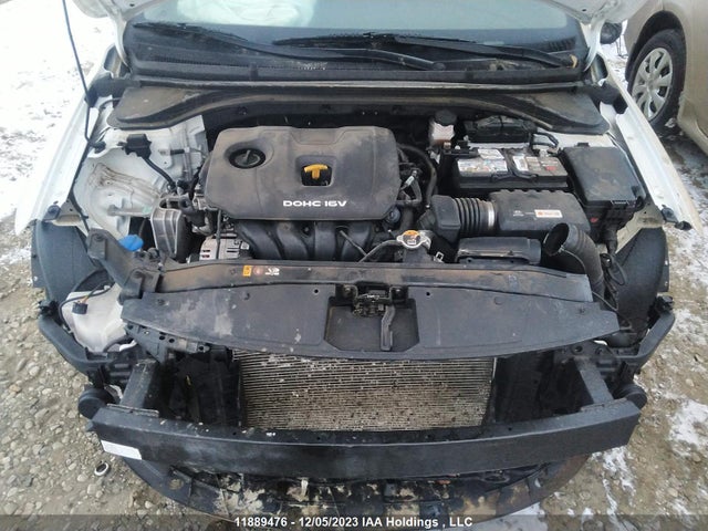 Hyundai Elantra Le 2017 5NPD74LF2HH146273 Image 10