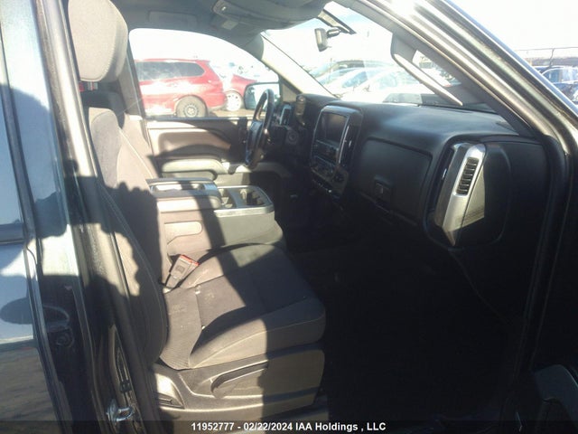 Chevrolet SILVERADO 1500 2018 3GCUKREC0JG349496 Image 5