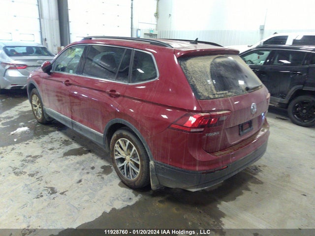 3VV2B7AX1JM219976 Volkswagen TIGUAN