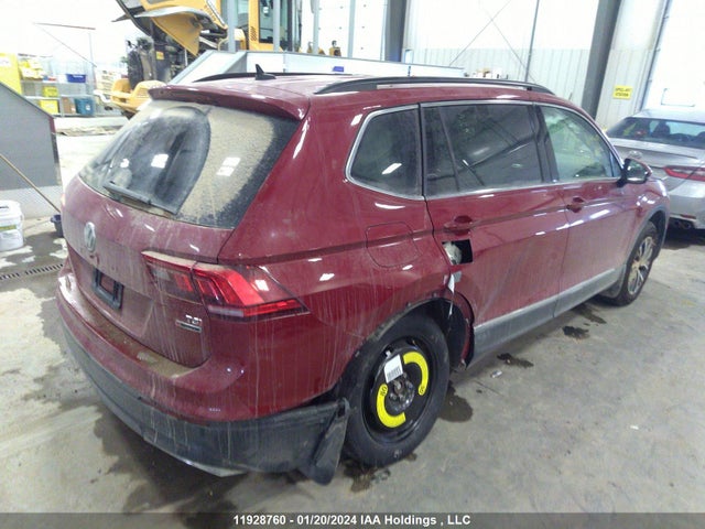 3VV2B7AX1JM219976 Volkswagen TIGUAN