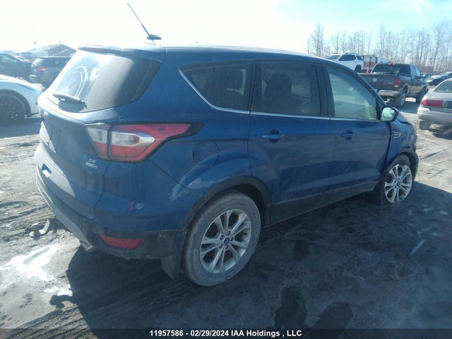Ford ESCAPE SE 2017 1FMCU9G95HUB68937 Image 4