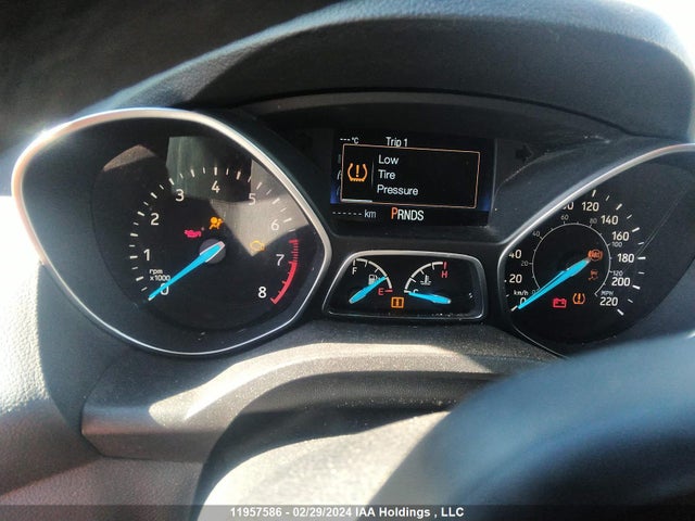 Ford ESCAPE SE 2017 1FMCU9G95HUB68937 Image 7