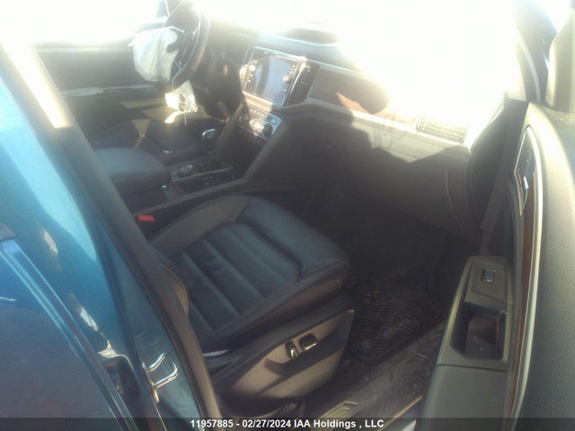 1V2NR2CA6KC551948 Volkswagen Atlas Sel Premium