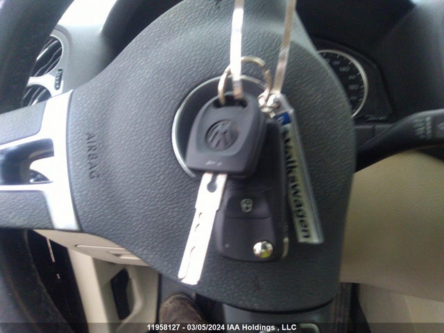 WVGJV7AX5GW574171 Volkswagen TIGUAN