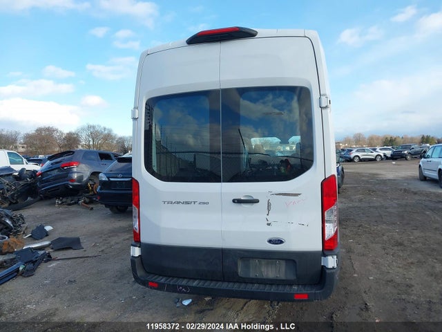 1FTBR3X88MKA27047 Ford Transit T-250