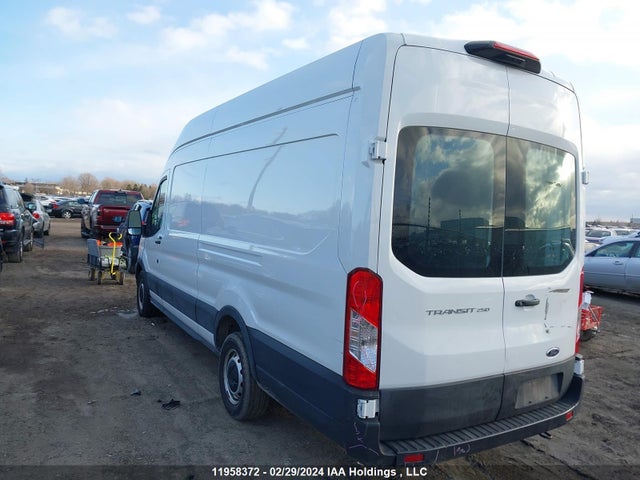 1FTBR3X88MKA27047 Ford Transit T-250