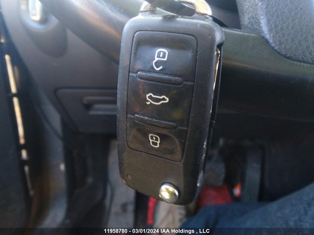 WVGJV7AX7FW534432 Volkswagen TIGUAN