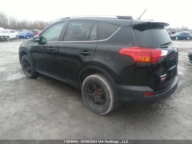 Toyota RAV4 LE 2014 2T3BFREVXEW188383 Image 3