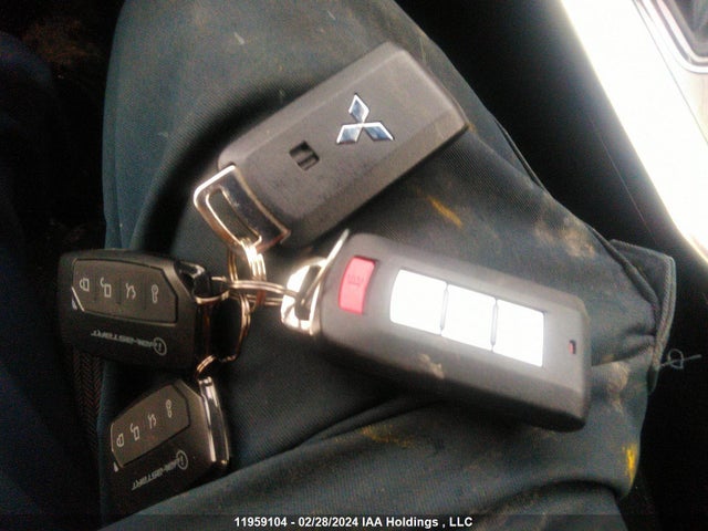 JA4ATVAA2PZ607114 Mitsubishi Eclipse Cross Le/ralliart