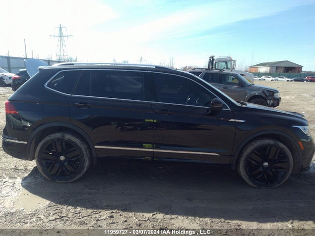 3VV4B7AX5NM053332 Volkswagen TIGUAN