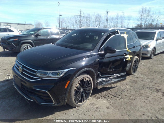 3VV4B7AX5NM053332 Volkswagen TIGUAN
