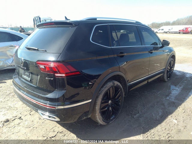 3VV4B7AX5NM053332 Volkswagen TIGUAN