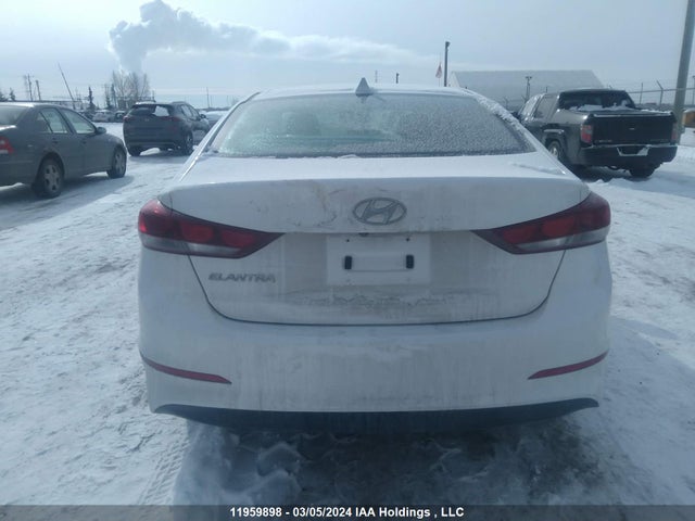 11959898 :رقم المزاد ، KMHD84LF4HU115489 vin ، 2017 Hyundai Elantra Se/value/limited مزاد بيع