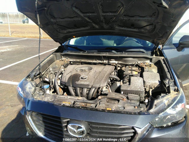 JM1DKDB73G0130944 Mazda CX-3