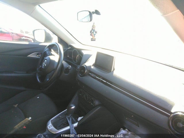 JM1DKDB73G0130944 Mazda CX-3
