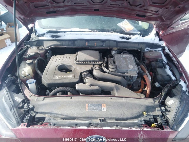 3FA6P0RU2KR191246 Ford Fusion