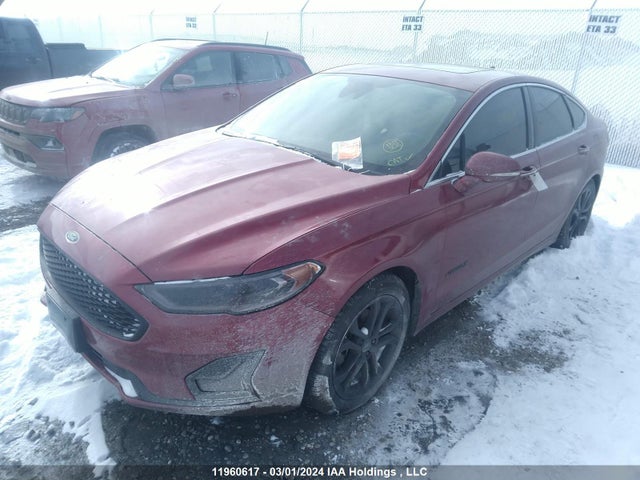 3FA6P0RU2KR191246 Ford Fusion