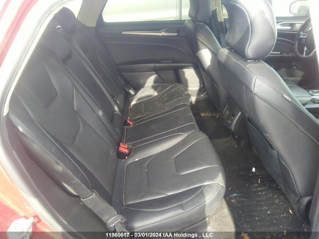 3FA6P0RU2KR191246 Ford Fusion