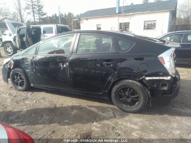 Toyota Prius 2014 JTDKN3DU2E0366848 Image 14
