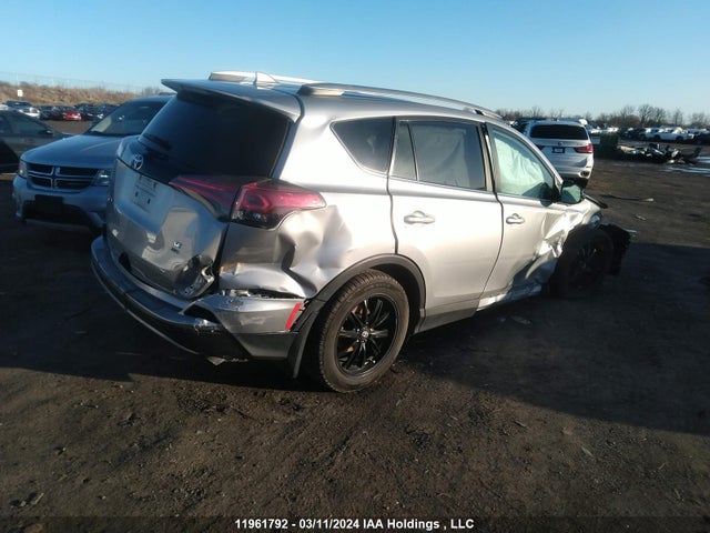 Toyota RAV4 SE 2018 2T3JFREV9JW778189 Image 4