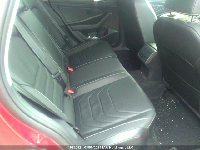 3VWGM7BU9NM002035 Volkswagen Jetta
